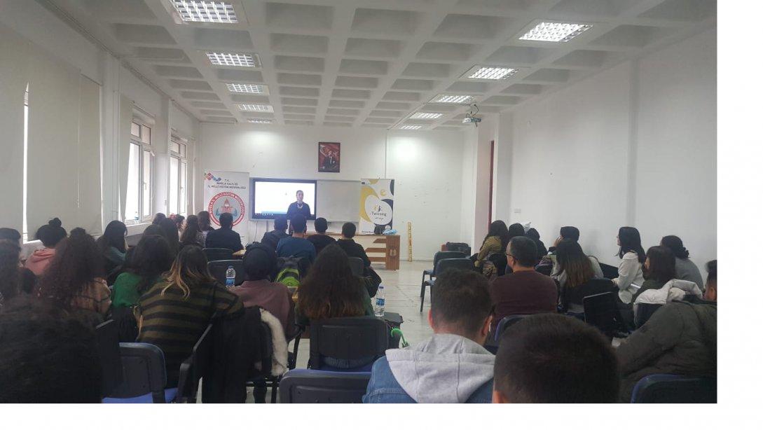 Muğla Sıtkı Koçman Üniversitesi Eğitim Bilimleri Fakültesi Öğretmen adaylarına eTwinning eğitimi verildi.